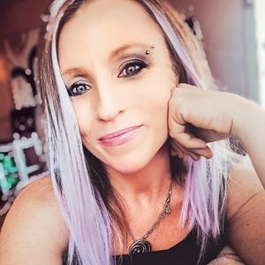 Meet your Posher, Michele